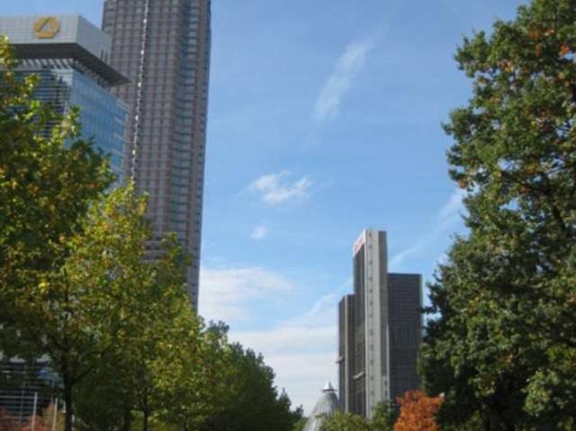 Haus zum Kaufen in Frankfurt 1.890.000,00 EUR 500 m²