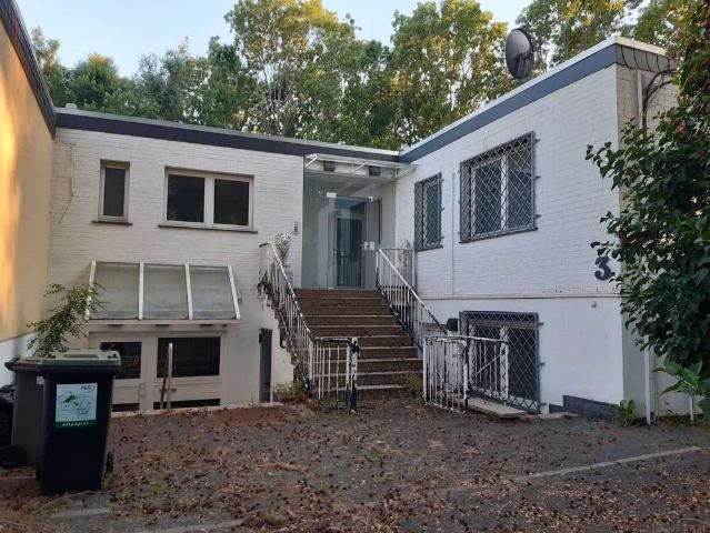 Haus zum Kaufen in Frankfurt 2.500.000,00 EUR 470 m²