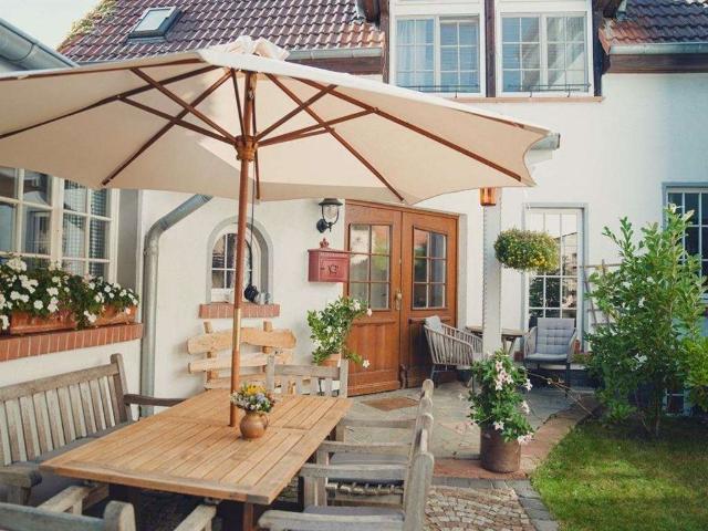 Haus zum Kaufen in Frankfurt 2.500.000,00 EUR 517 m²
