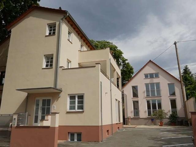 Haus zum Kaufen in Frankfurt 3.745.000,00 EUR 681 m²