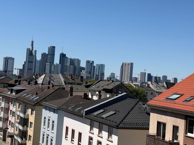 Haus zum Kaufen in Frankfurt 4.480.000,00 EUR 802 m²