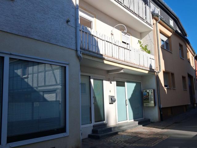 Haus zum Kaufen in Fränkisch Crumbach 349.000,00 EUR 320 m²