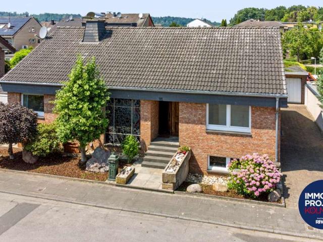 Haus zum Kaufen in Frechen 399.000,00 EUR 153.21 m²