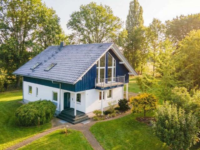 Haus zum Kaufen in Fredersdorf 875.000,00 EUR 207.79 m²