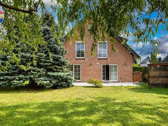 Haus zum Kaufen in Fredersdorf Vogelsdorf 399.000,00 EUR 112.88 m²