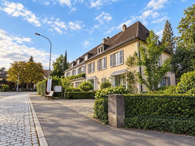 Haus zum Kaufen in Freiburg im Breisgau 1.220.000,00 EUR 204 m²