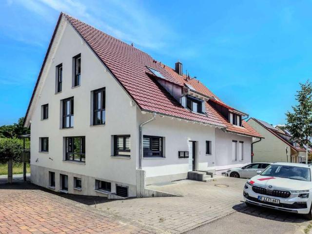 Haus zum Kaufen in Freiburg im Breisgau 987.000,00 EUR 215 m²