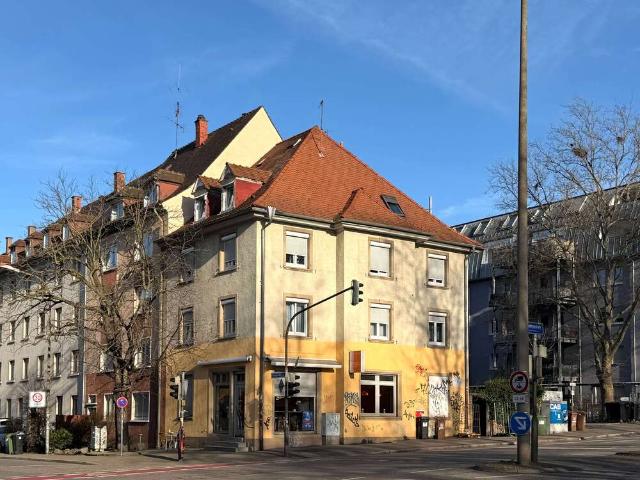 Haus zum Kaufen in Freiburg im Breisgau 995.000,00 EUR 193 m²