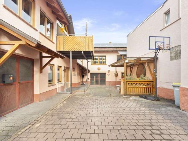 Haus zum Kaufen in Freigericht 699.000,00 EUR 292 m²