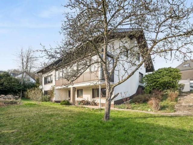 Haus zum Kaufen in Freudenberg 425.000,00 EUR 225 m²