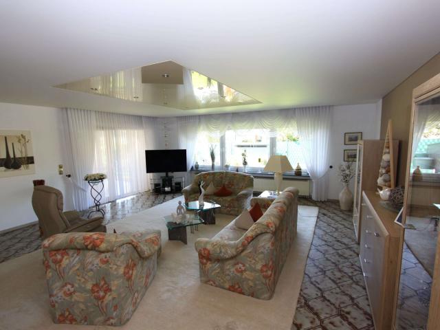 Haus zum Kaufen in Friedberg 699.000,00 EUR 213.67 m²