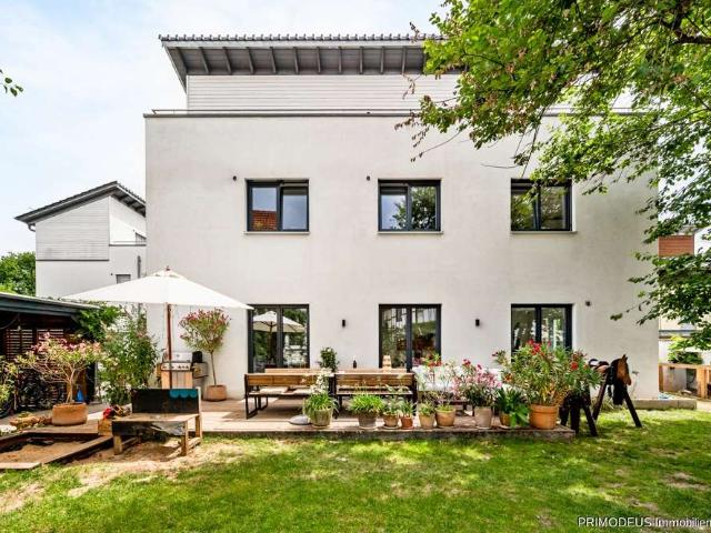 Haus zum Kaufen in Friedrichsdorf 1.325.000,00 EUR 238 m²