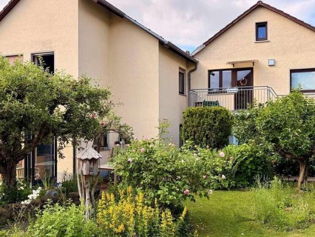 Haus zum Kaufen in Friedrichsdorf 949.000,00 EUR 303 m²