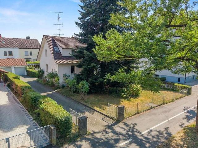 Haus zum Kaufen in Friedrichshafen 450.000,00 EUR 66.59 m²