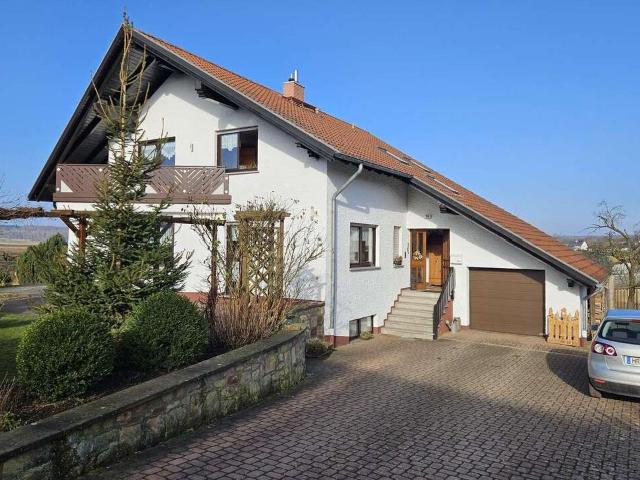Haus zum Kaufen in Frielendorf Großropperhausen 322.000,00 EUR 190 m²