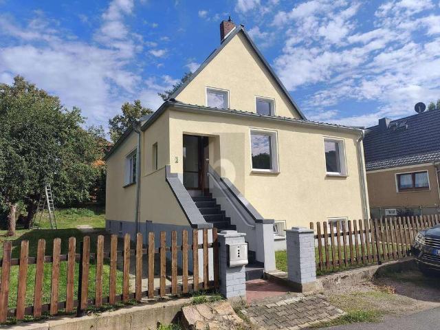 Haus zum Kaufen in Frohburg 375.000,00 EUR 151 m²