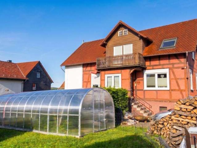Haus zum Kaufen in Fronhausen 389.000,00 EUR 136 m²