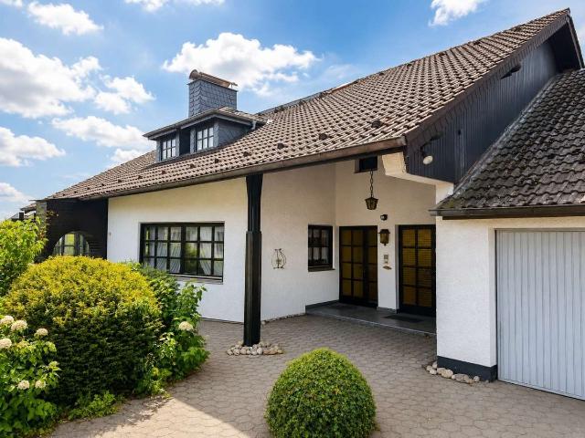 Haus zum Kaufen in Fulda 750.000,00 EUR 214 m²
