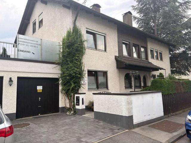 Haus zum Kaufen in Fürstenfeldbruck 1.495.000,00 EUR 330 m²