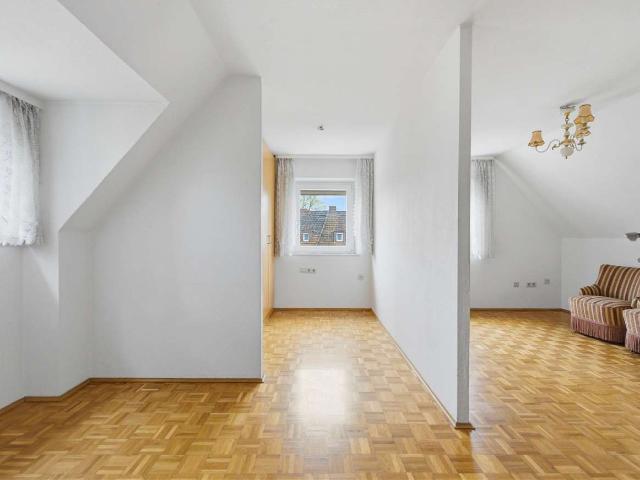 Haus zum Kaufen in Fürth 594.000,00 EUR 195.5 m²