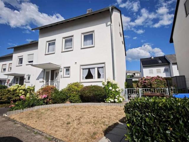 Haus zum Kaufen in Koblenz 439.000,00 EUR 149 m²