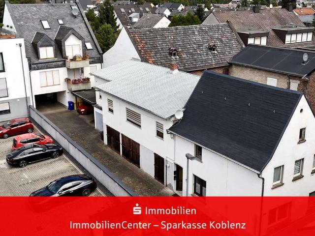 Haus zum Kaufen in Koblenz 690.000,00 EUR 371 m²