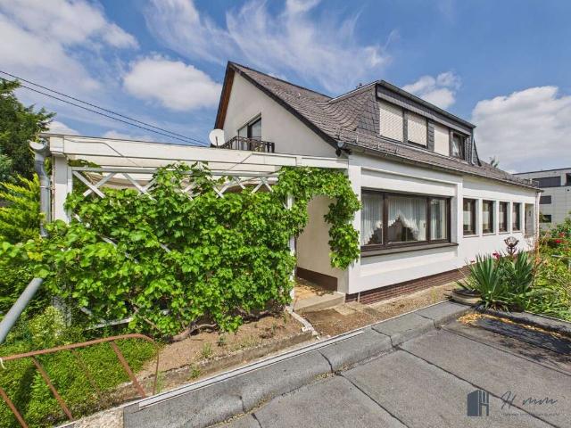 Haus zum Kaufen in Koblenz 699.000,00 EUR 189.27 m²