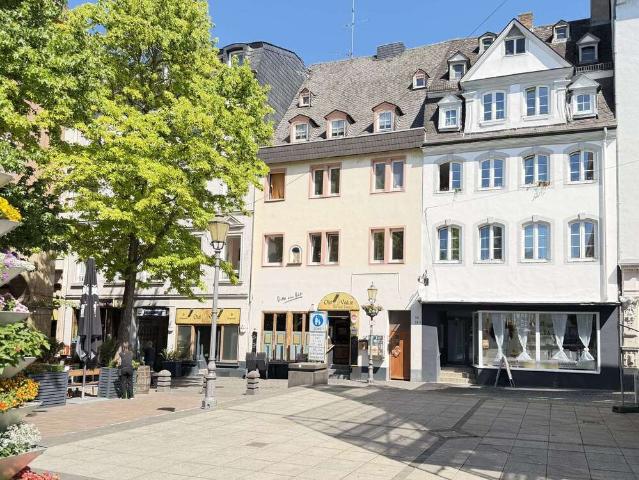 Haus zum Kaufen in Koblenz 830.000,00 EUR 335 m²