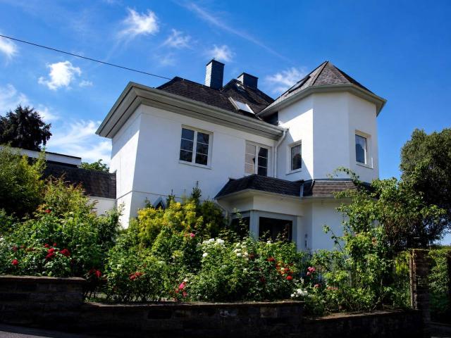Haus zum Kaufen in Koblenz 1.100.000,00 EUR 315 m²