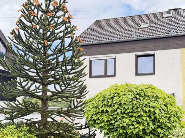 Haus zum Kaufen in Koblenz Immendorf 395.000,00 EUR 139.98 m²
