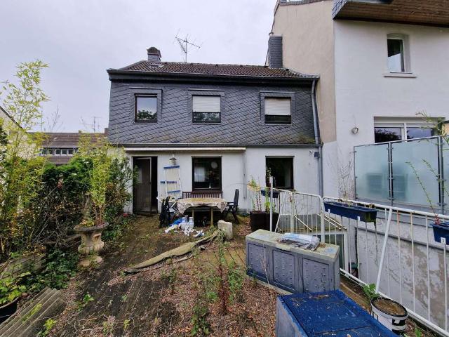 Haus zum Kaufen in Köln 449.000,00 EUR 200 m²