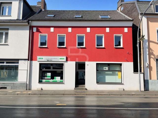 Haus zum Kaufen in Köln 560.000,00 EUR 215.69 m²