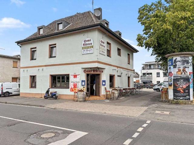 Haus zum Kaufen in Köln 590.000,00 EUR 247.3 m²