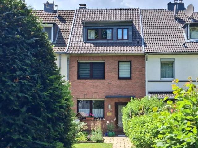 Haus zum Kaufen in Köln 595.000,00 EUR 151.94 m²