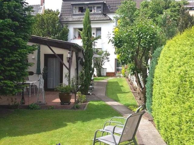 Haus zum Kaufen in Köln 625.000,00 EUR 210 m²
