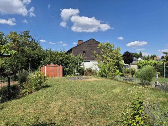 Haus zum Kaufen in Köln 698.000,00 EUR 200 m²
