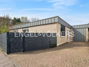 Haus zum Kaufen in Köln 720.000,00 EUR 215 m²