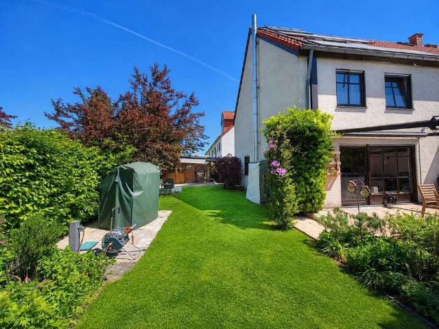 Haus zum Kaufen in Köln 735.000,00 EUR 148.66 m²