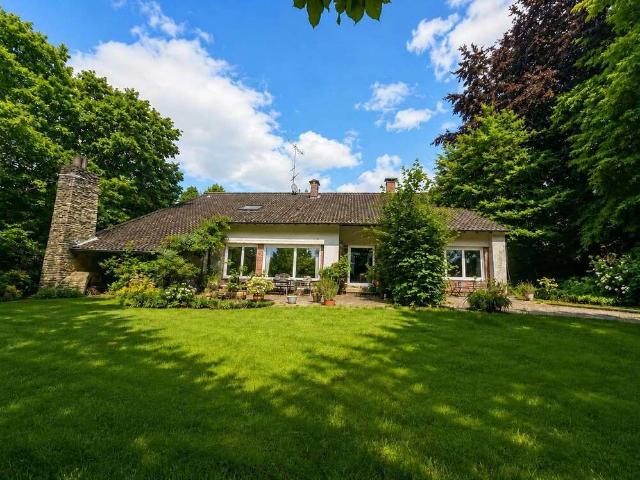 Haus zum Kaufen in Köln 750.000,00 EUR 287 m²