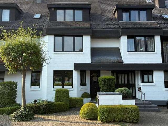 Haus zum Kaufen in Köln 975.000,00 EUR 210 m²