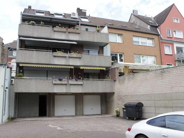 Haus zum Kaufen in Köln 1.070.000,00 EUR 366 m²