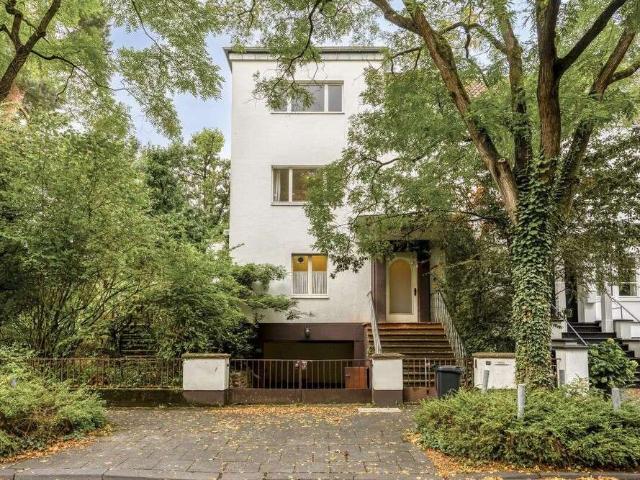 Haus zum Kaufen in Köln 1.375.000,00 EUR 229 m²