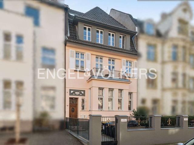 Haus zum Kaufen in Köln 1.550.000,00 EUR 234 m²