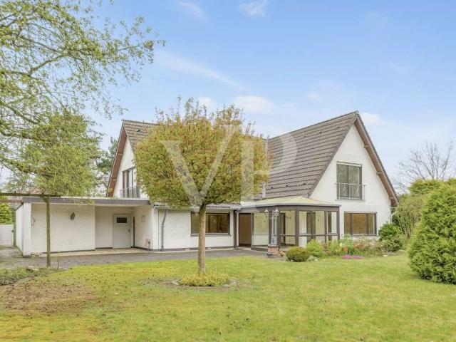 Haus zum Kaufen in Köln 1.590.000,00 EUR 258.3 m²