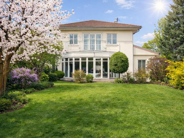 Haus zum Kaufen in Köln 1.750.000,00 EUR 224 m²