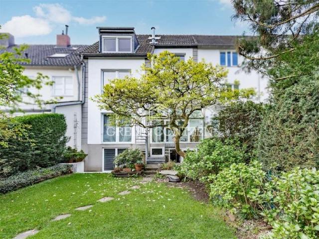Haus zum Kaufen in Köln 1.790.000,00 EUR 223 m²