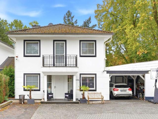 Haus zum Kaufen in Köln 1.725.000,00 EUR 195 m²