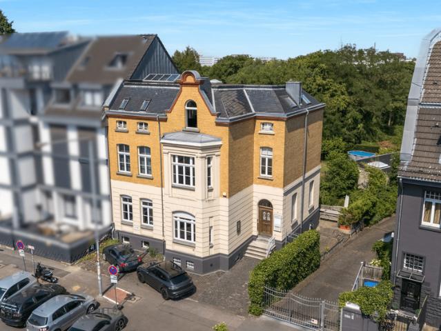 Haus zum Kaufen in Köln 2.295.000,00 EUR 399 m²