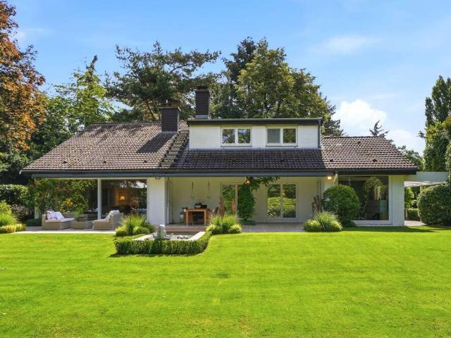 Haus zum Kaufen in Köln 2.499.000,00 EUR 293 m²