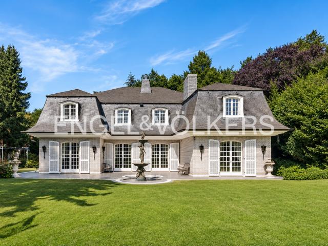 Haus zum Kaufen in Köln 2.900.000,00 EUR 406 m²